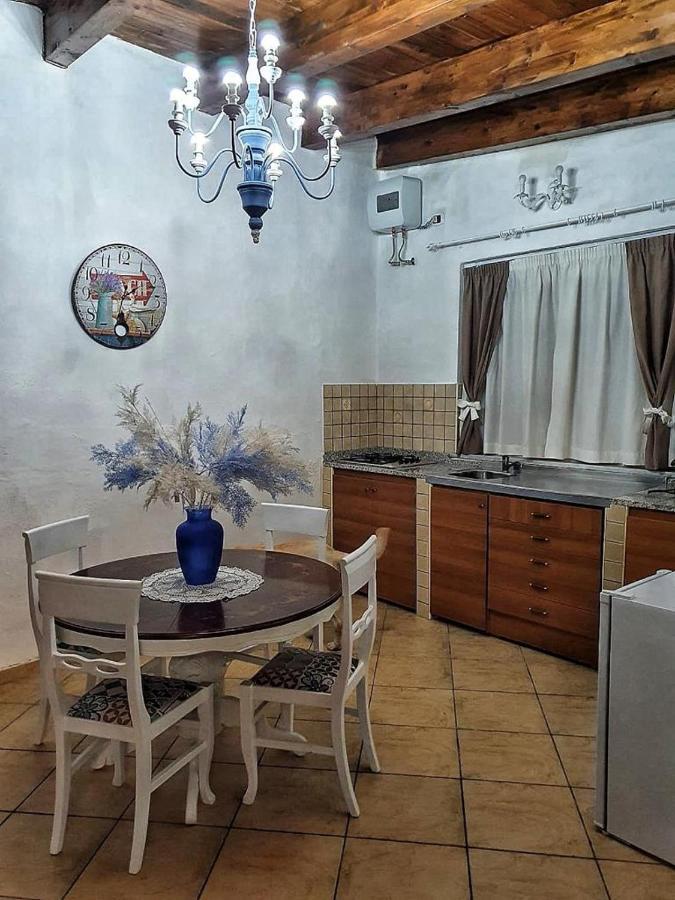 Bed and Breakfast La Dependance Торре-Аннунциата Экстерьер фото